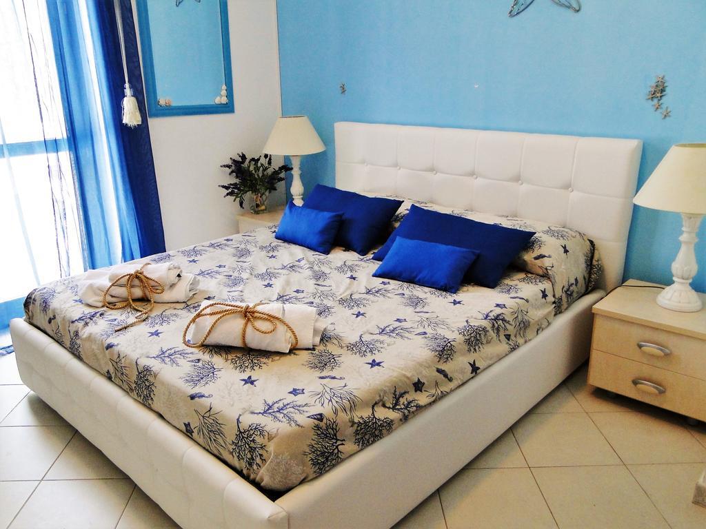 Le Vele Bed & Breakfast Campofelice Di Roccella Exterior photo