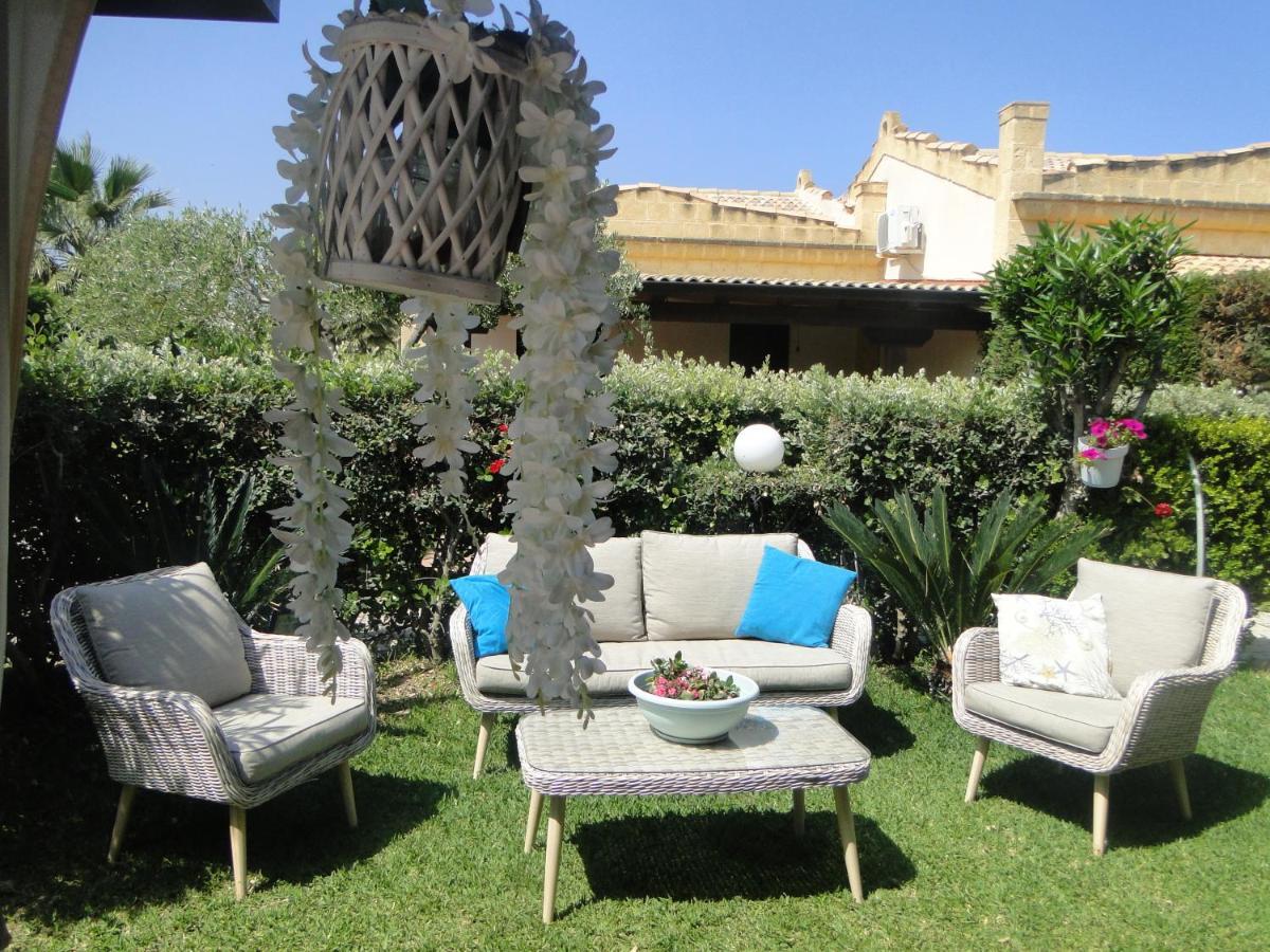 Le Vele Bed & Breakfast Campofelice Di Roccella Exterior photo