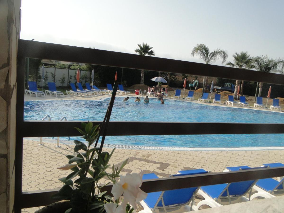 Le Vele Bed & Breakfast Campofelice Di Roccella Exterior photo