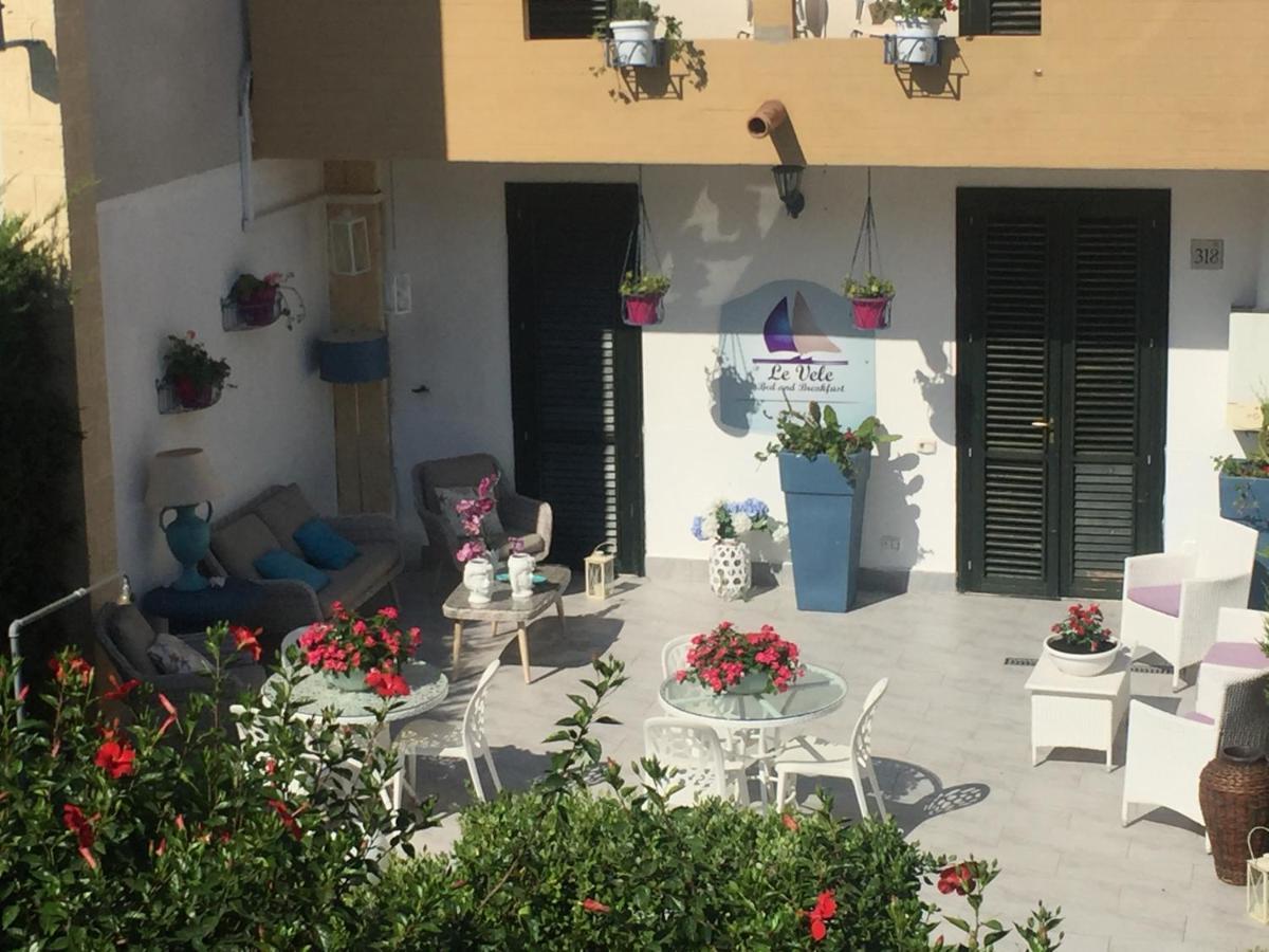 Le Vele Bed & Breakfast Campofelice Di Roccella Exterior photo